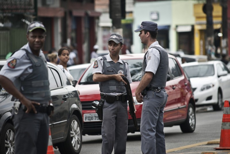 São Paulo: roubos, estupros e homicídios dolosos aumentam em abril