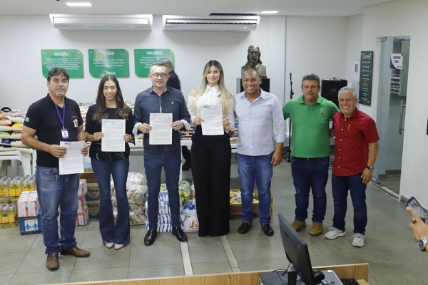 Corrida do Legislativo garante alimentos à Sala da Mulher e 30 mil reais são doados às instituições