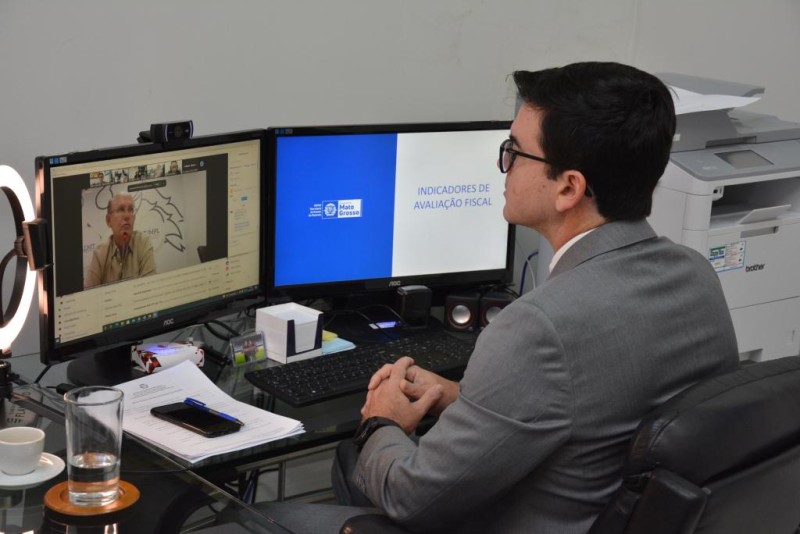 Sefaz apresenta relatório sobre a receita e despesa de MT nos primeiros quatro meses de 2022