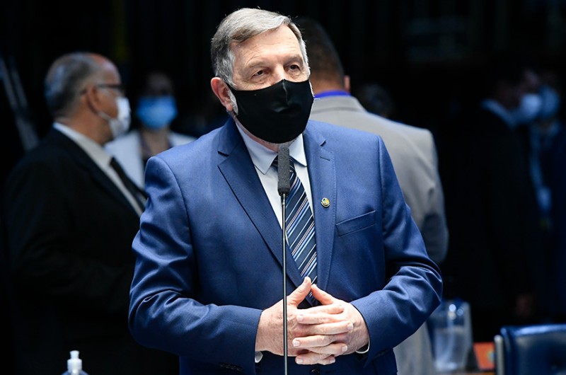 Subcomissão da covid-19 debate condições para permanência do estudante na escola