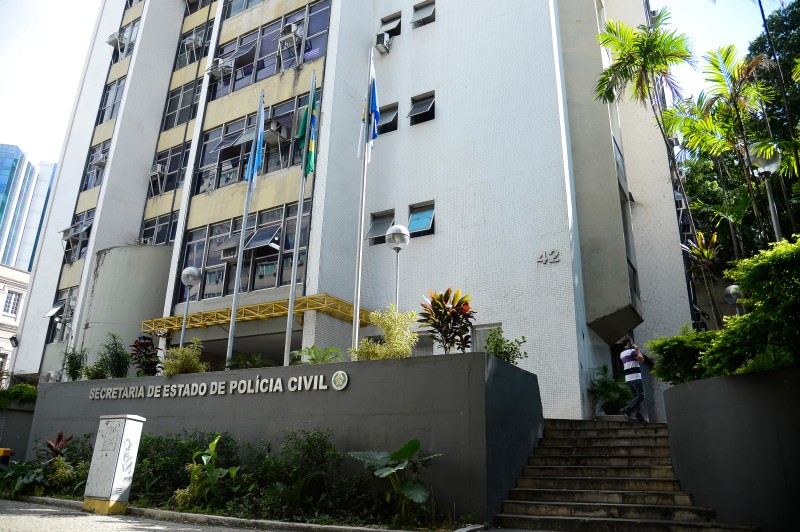 Polícia do Rio faz operação contra furto e receptação de veículos
