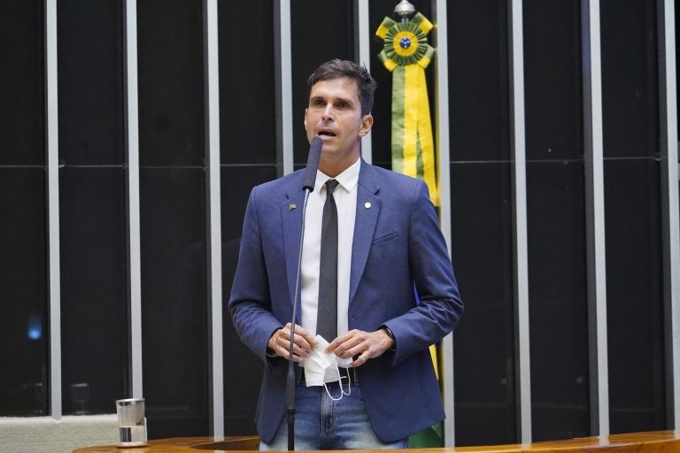 Comissão aprova criação de programa escolar de gestão de resíduos sólidos