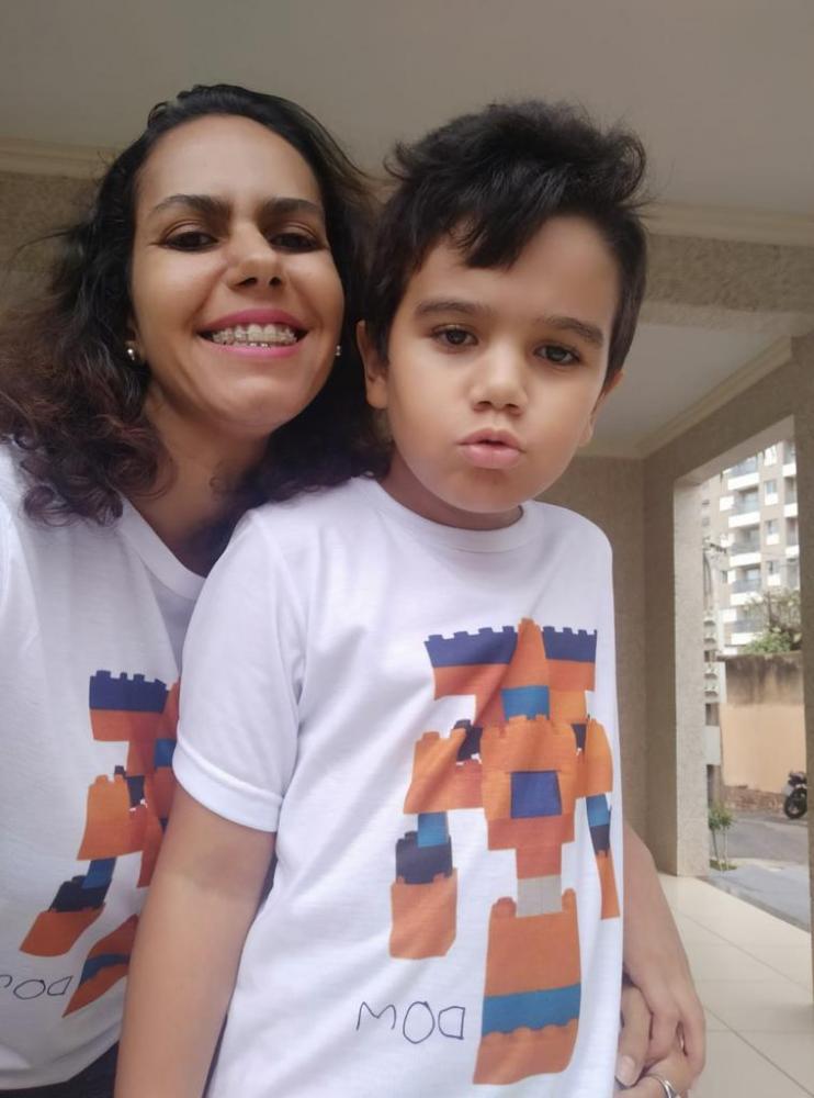 Mãe de autista vira empreendedora a partir do hiperfoco do filho