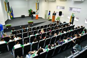 Trezentos alunos participam da Semana da Transparência realizada pela Controladoria Geral do Município