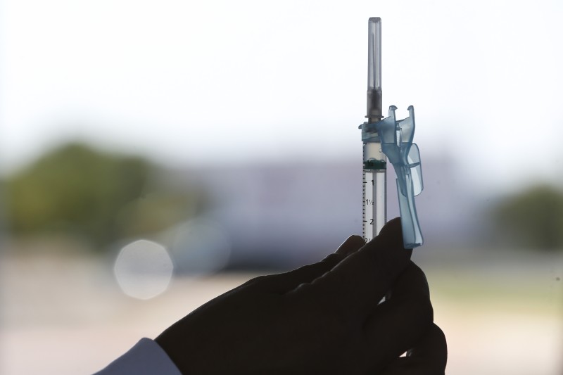 Covid-19: SP inicia dose de reforço em adolescentes de 12 a 17 anos