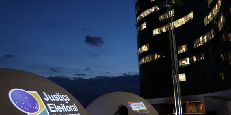 Presidente do TSE anuncia criação da Comissão de Transparência