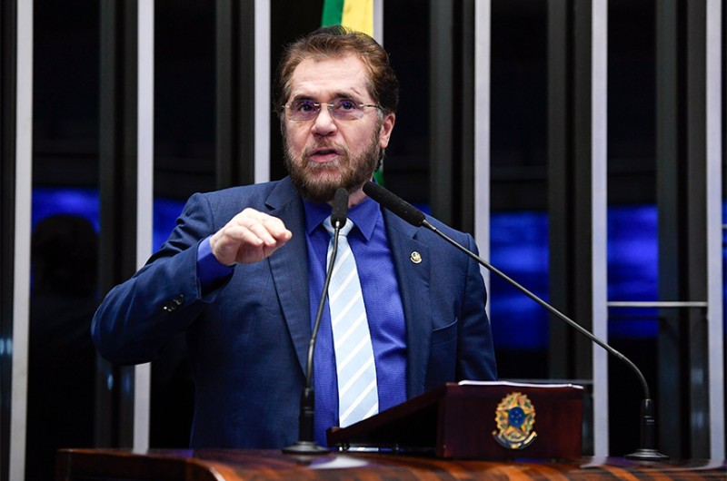 Plínio Valério acusa países desenvolvidos de hipocrisia com o Brasil