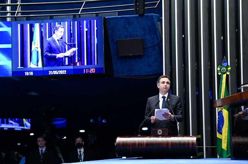 Senado aprova homenagem ao ex-senador Murilo Badaró