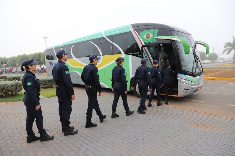 Segunda turma da Guarda Municipal embarca para capacitação em São Paulo