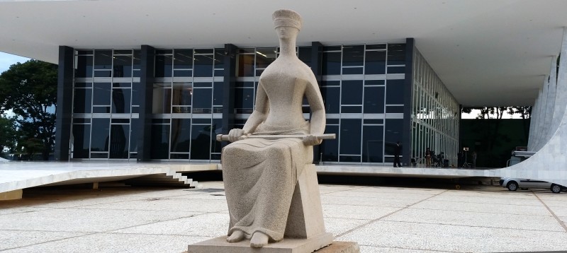 STF mantém decisões que invalidaram acordos de motoristas de cargas