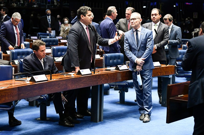 Em dia de esforço concentrado, Senado aprova nove autoridades no Plenário