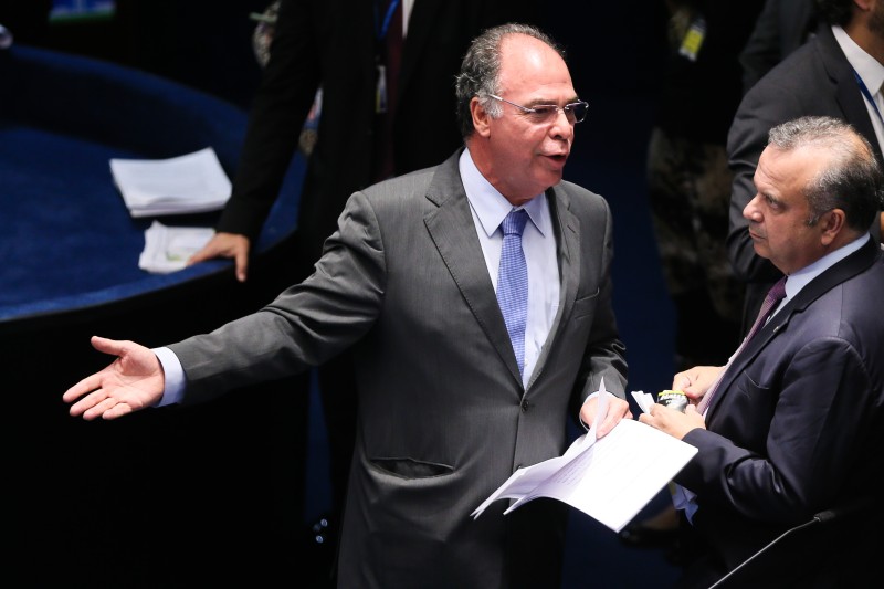 Projeto que reduz ICMS dos combustíveis vai ao plenário do Senado