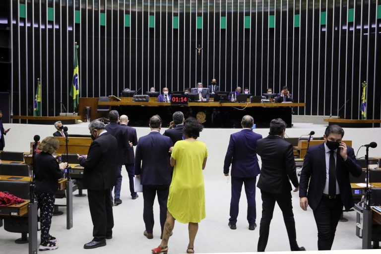 Deputados comentam nota conciliadora de Bolsonaro após protesto de caminhoneiros