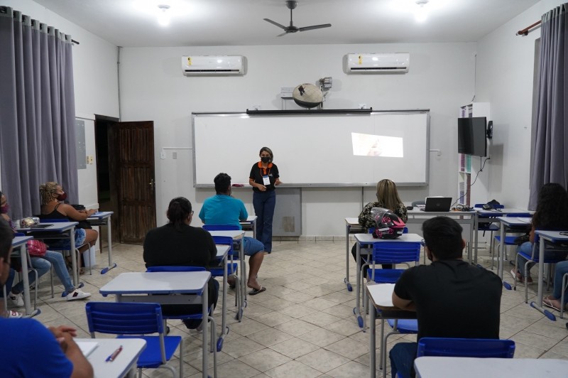 Certificados de cursos podem ser retirados no Cras de Lucas do Rio Verde