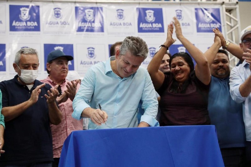 Governo anuncia R$ 6,5 milhões na reforma e ampliação do Hospital Regional de Água Boa
