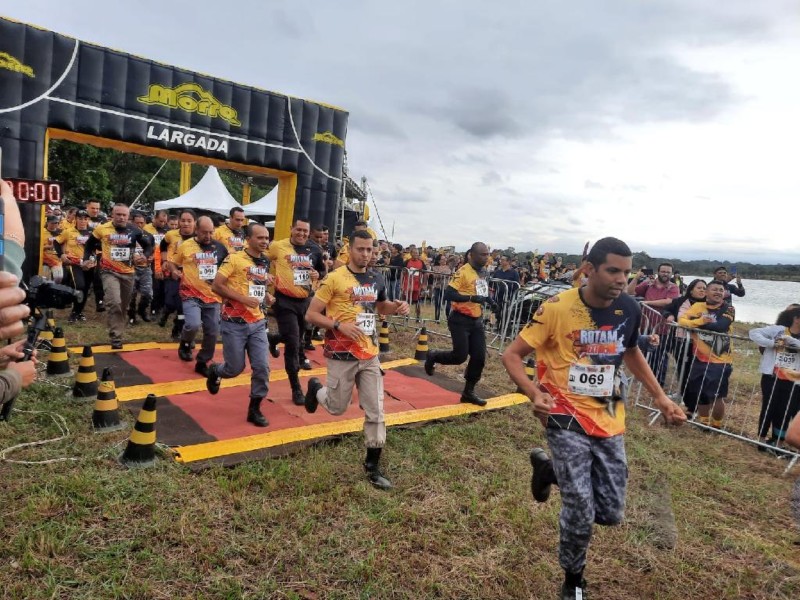 Rotam reúne 1,6 mil atletas na corrida extreme realizada neste domingo (12) na Lagoa Trevisan