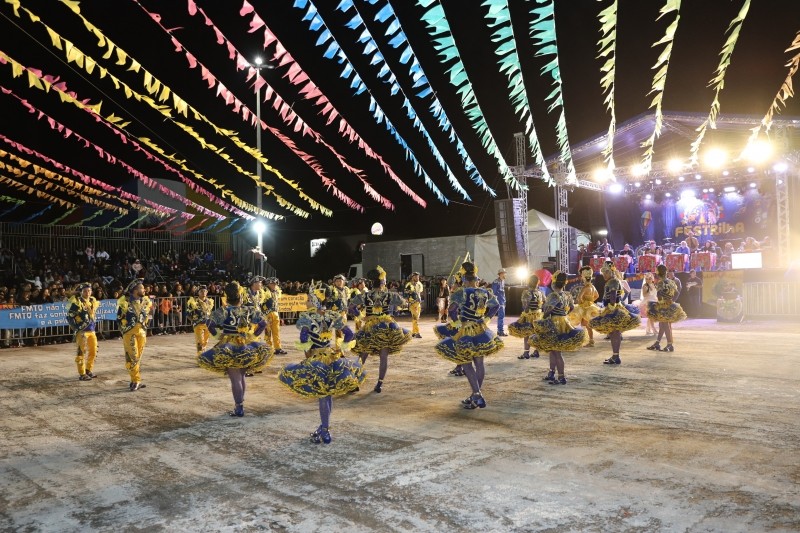 Quadrilhas juninas de Lucas do Rio Verde participam da VII edição do “Festrilha”