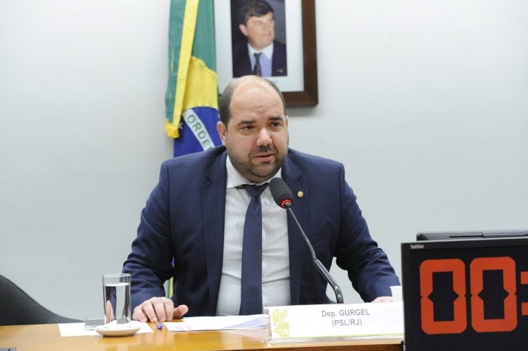 Comissão debate custos econômicos da violência no Brasil