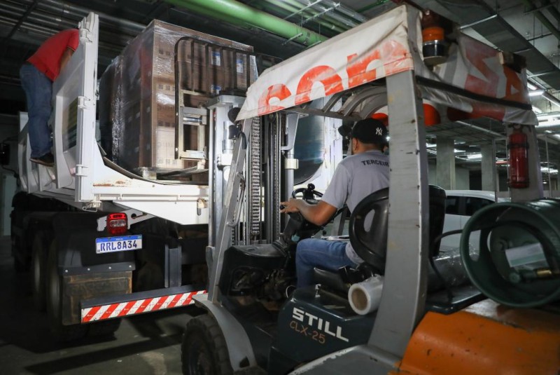Nove municípios já retiraram luminárias de LED do Governo do Estado