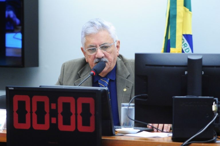 Comissão promove debate sobre plano de concessões rodoviárias no Brasil