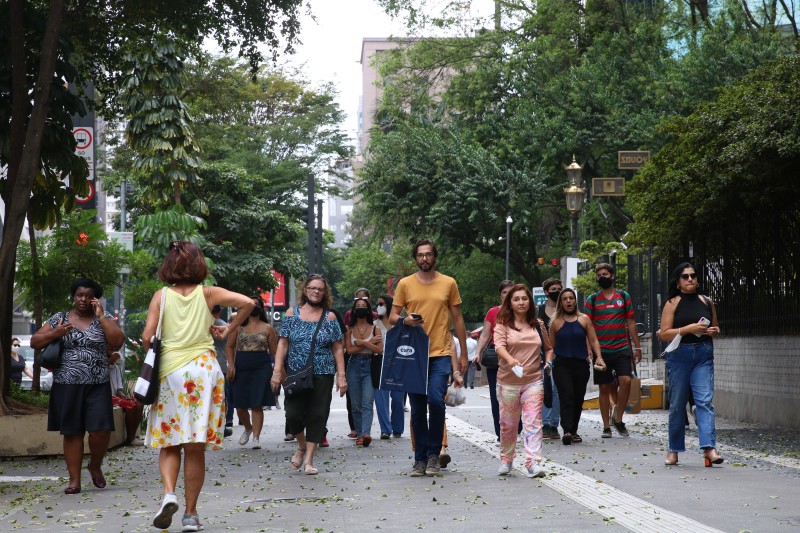 Covid-19: país registra 50.272 casos e 96 mortes em 24 horas