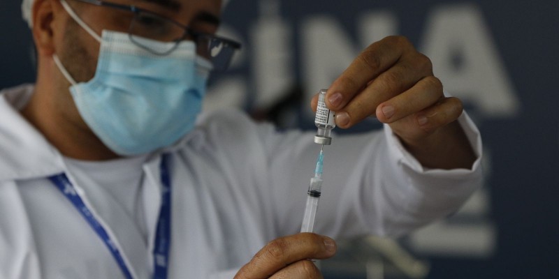 Covid-19: 70 milhões já receberam duas doses ou dose única da vacina