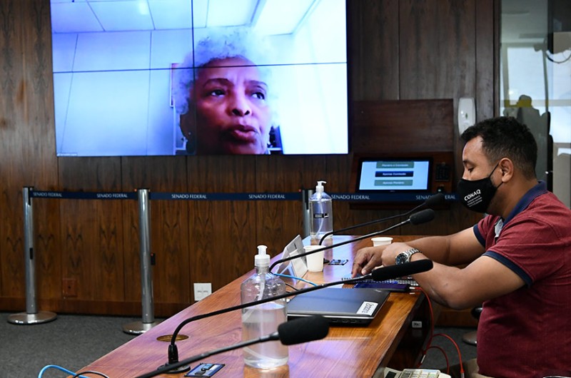 Negros e indígenas são os mais afetados por catástrofes ambientais, aponta debate