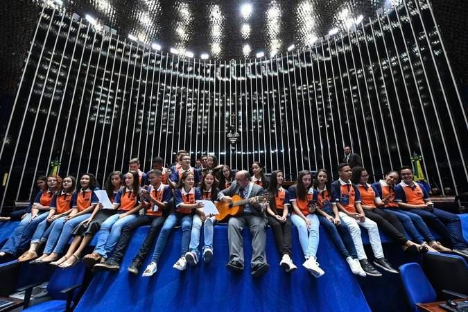 Aluna de Escola Estadual de Paranatinga representa MT no programa Jovens Senadores