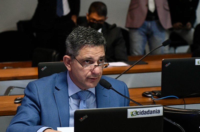 Avança autorização para que Associação Médica Brasileira indique membro da Conitec