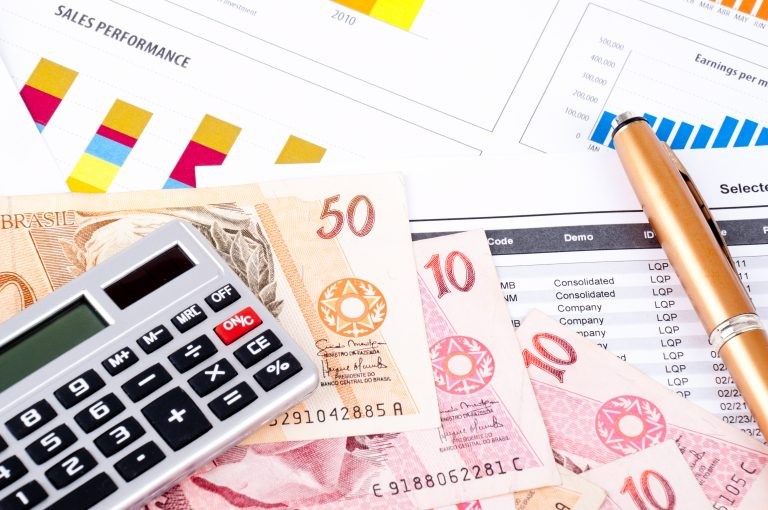 Projeto abre crédito de R$ 164 bilhões para cobrir gastos de pessoal e manutenção