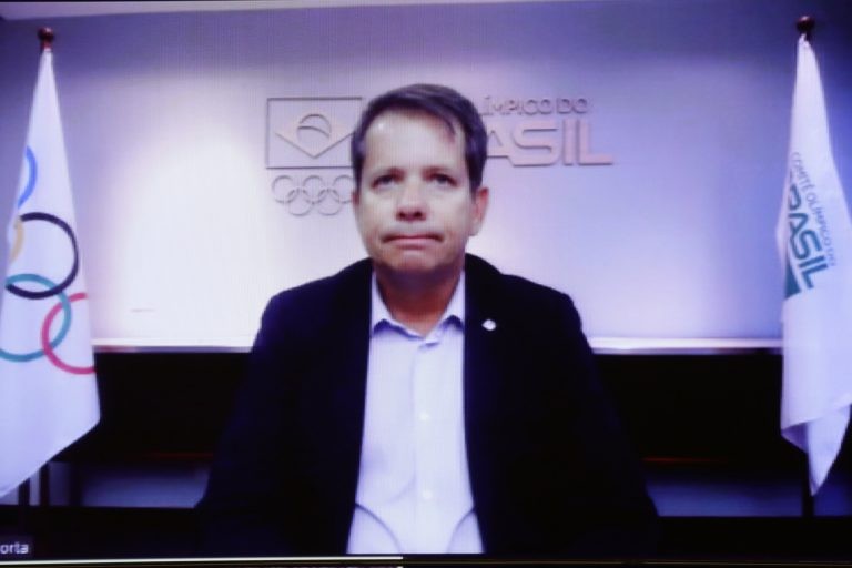 Entidades divergem sobre projeto que destina recursos de loterias para atletas surdos