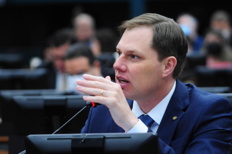 Comissão aprova criação de rodas de conversa sobre educação inclusiva no ensino público