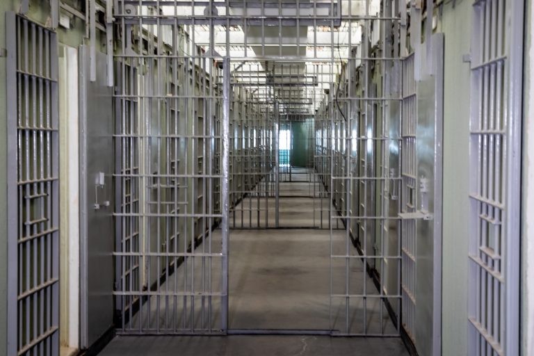 Subcomissão que analisa propostas sobre legislação penal analisa parecer nesta terça