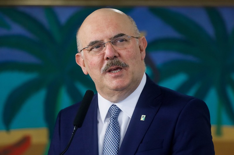 CE ouvirá Milton Ribeiro sobre declarações relacionadas à universidade e à educação inclusiva