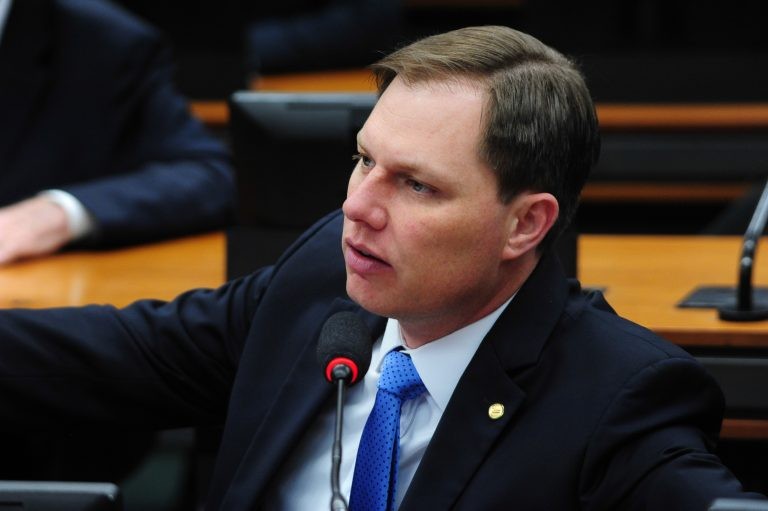 Comissão de Seguridade aprova projeto que cria inventário nacional de substâncias químicas