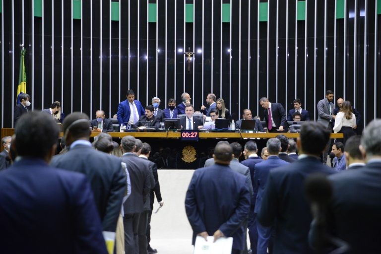Começa sessão do Congresso para análise de vetos; acompanhe