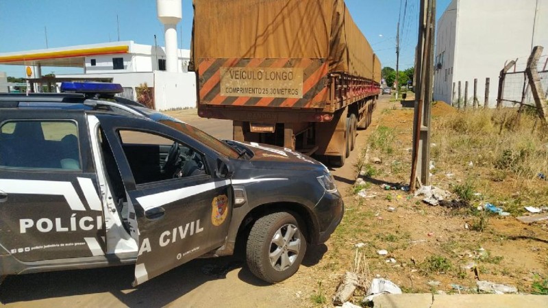 Polícia Civil cumpre mandados de busca e apreensão domiciliar no combate a roubos de cargas
