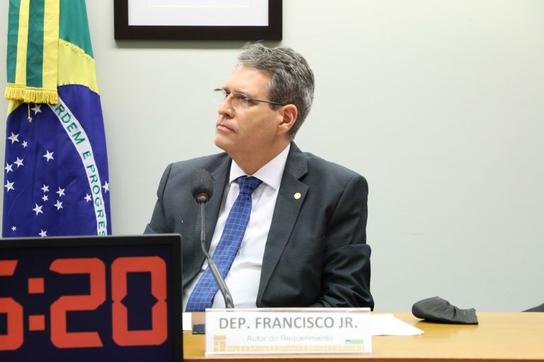 Projeto institui campanha Agosto Limpo de combate a queimadas