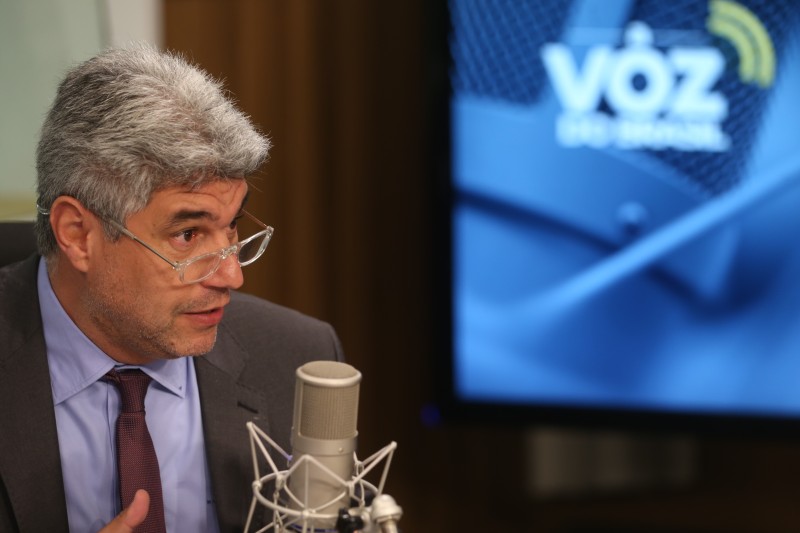 Saúde tem 1,2 milhão de doses garantidas para imunização de crianças
