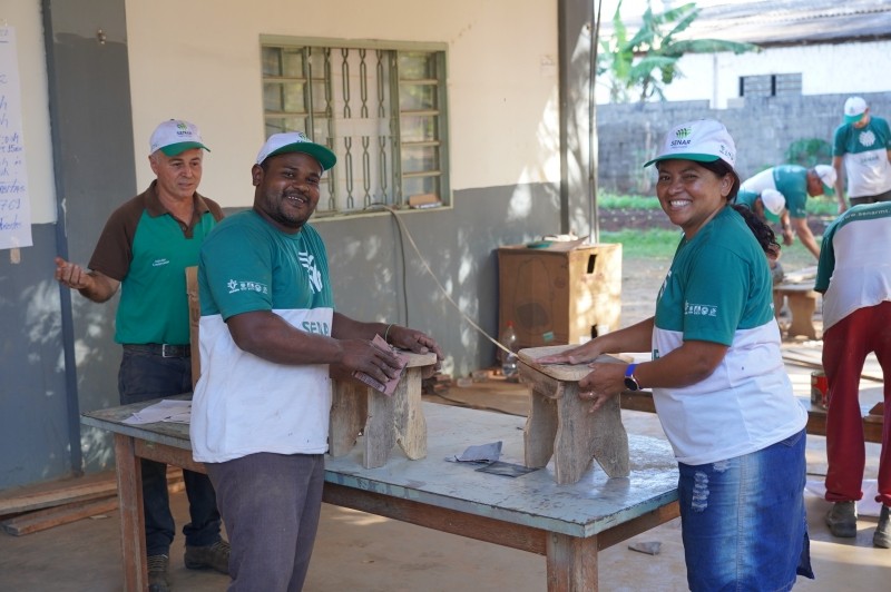 Gestão Miguel Vaz e parceiros promovem curso de qualificação aos moradores da Casa Cidadã