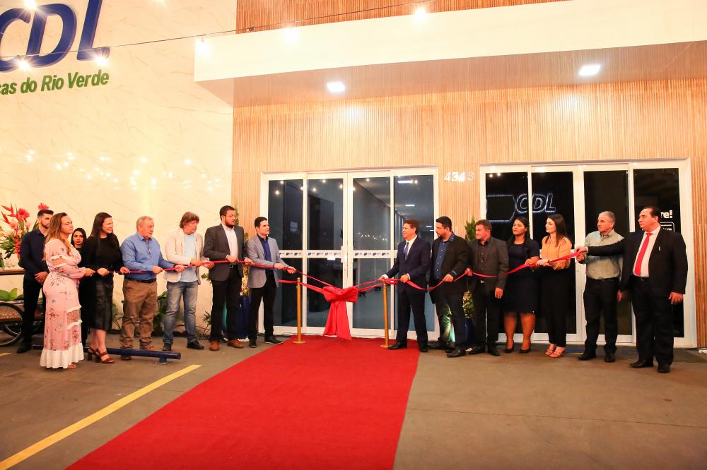 CDL Lucas comemora 15 anos com inauguração da sede própria