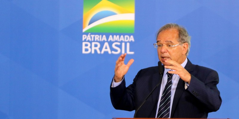 Prioridade zero é Bolsa Família de R$ 300, diz ministro