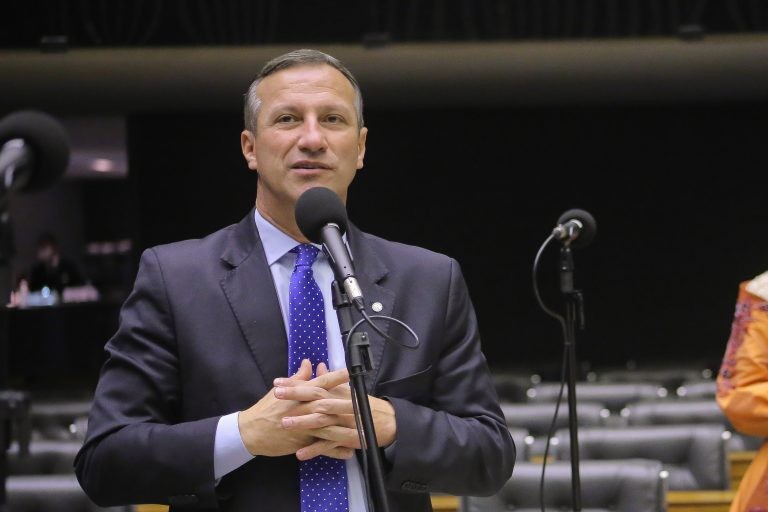 Aprovada urgência para projeto que tipifica crime de domínio de cidade