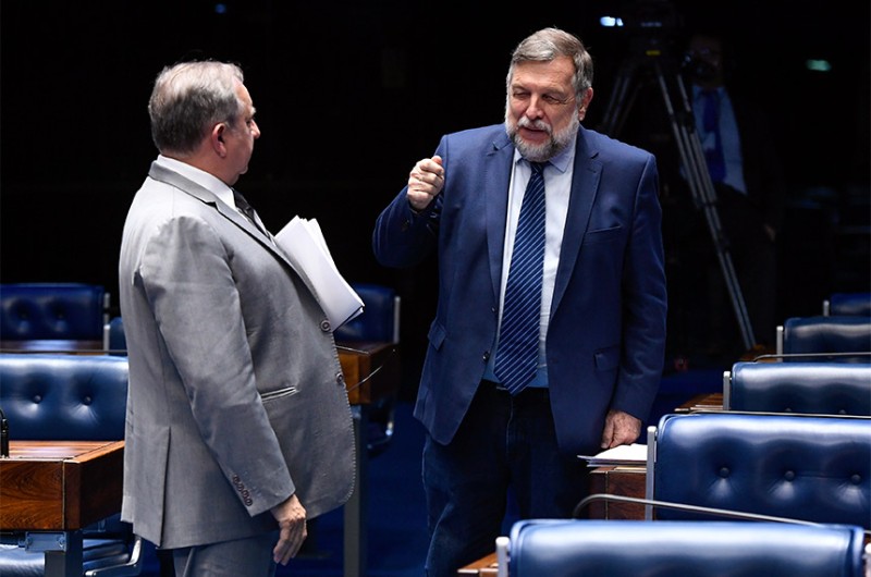 Aprovada homenagem aos Conselhos Municipais de Educação