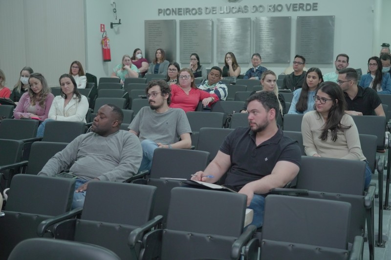 Secretaria de Saúde reúne mais de 60 médicos em capacitação de manejo do trauma