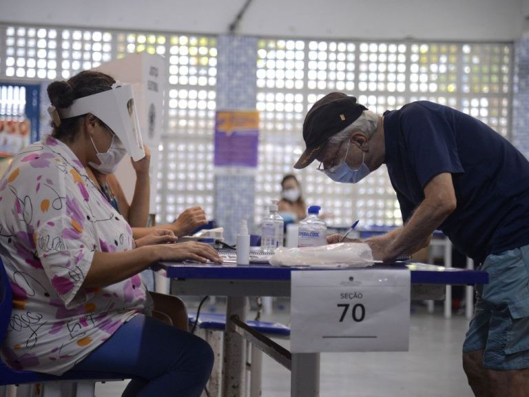 Cresce número de pessoas com mais de 70 anos aptas a votar