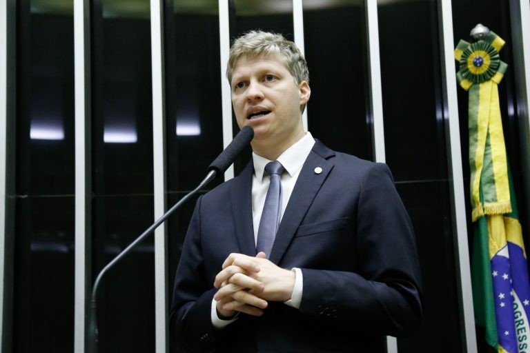 Câmara aprova criação do Grupo Parlamentar Brasil-Bahrein; sessão é encerrada