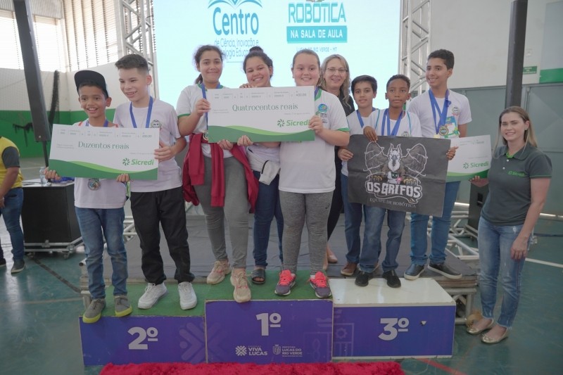 Errata: alunos da Escola Municipal Cecília Meireles se classificam para a etapa nacional da Olimpíada Brasileira de Robótica