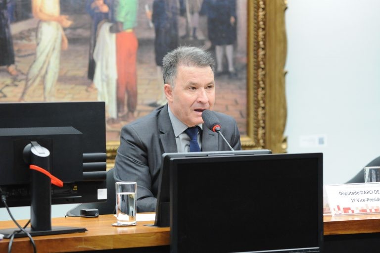 CCJ aprova dispensa de autorização prévia do Detran para customização nos veículos