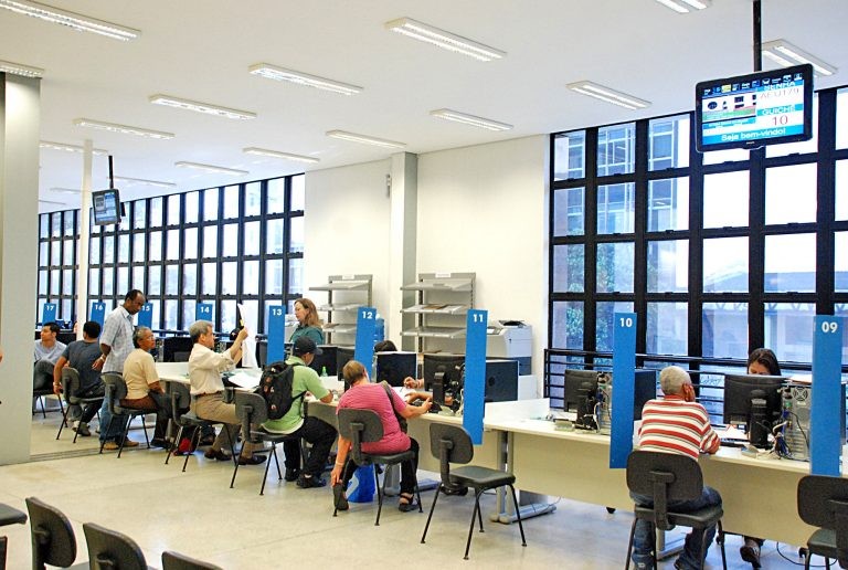 Câmara aprova MP que reabre prazo para optar por previdência complementar; acompanhe